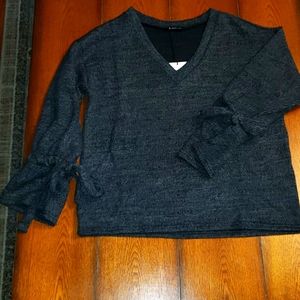 Ladies NWY soft sweater